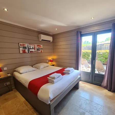 Appartement Saint Pierre *