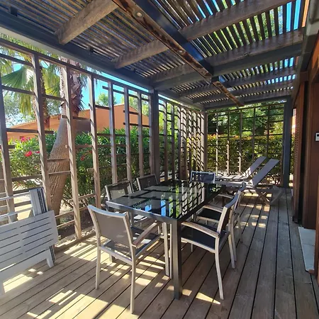 Saint Pierre Apartment *